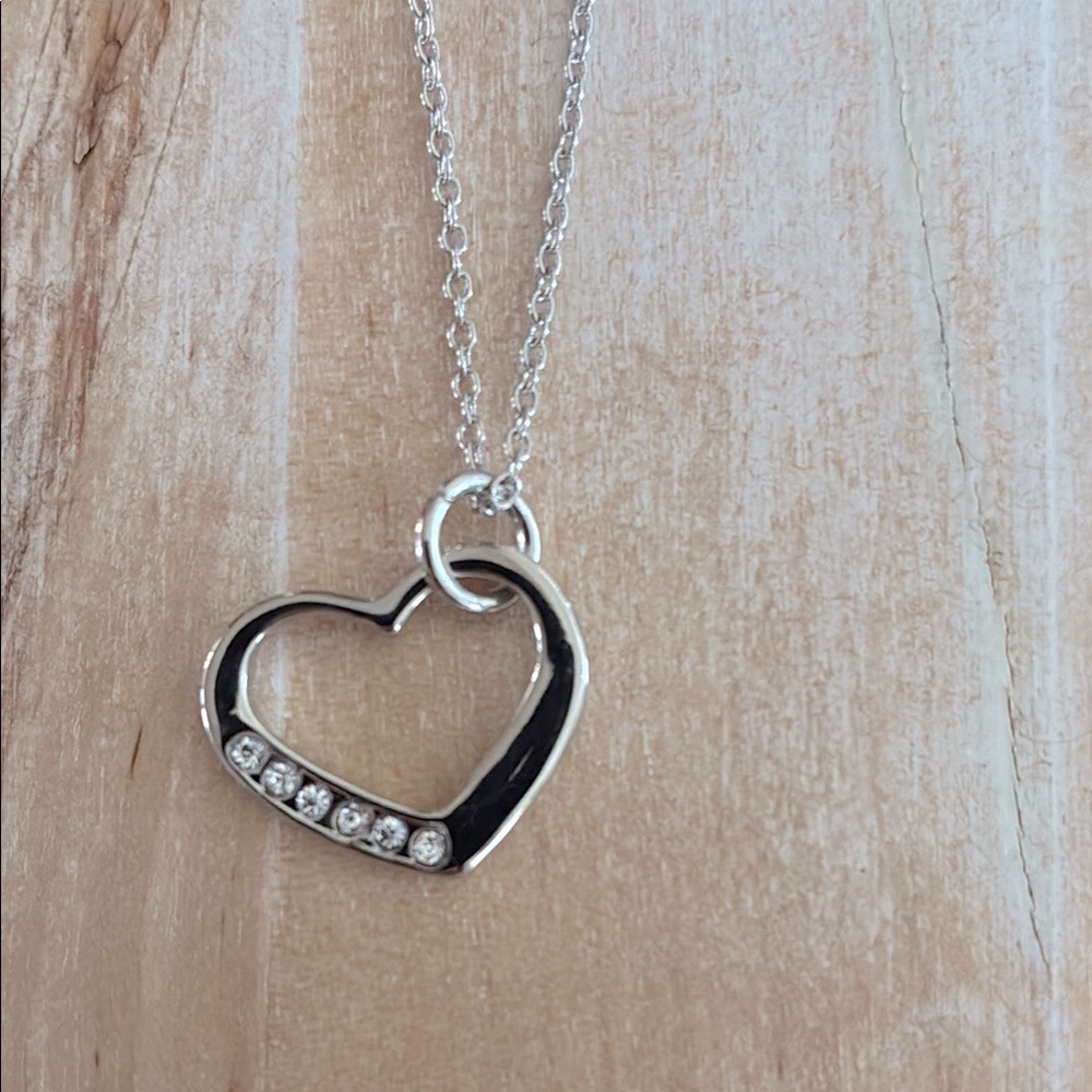 Silver Heart Pendant Necklace
